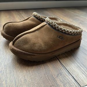 UGG Tasman Slipper